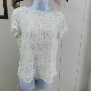 ✨️LOFT beautiful & delicate cream color crocheted short sleeve top. Sz.XS
